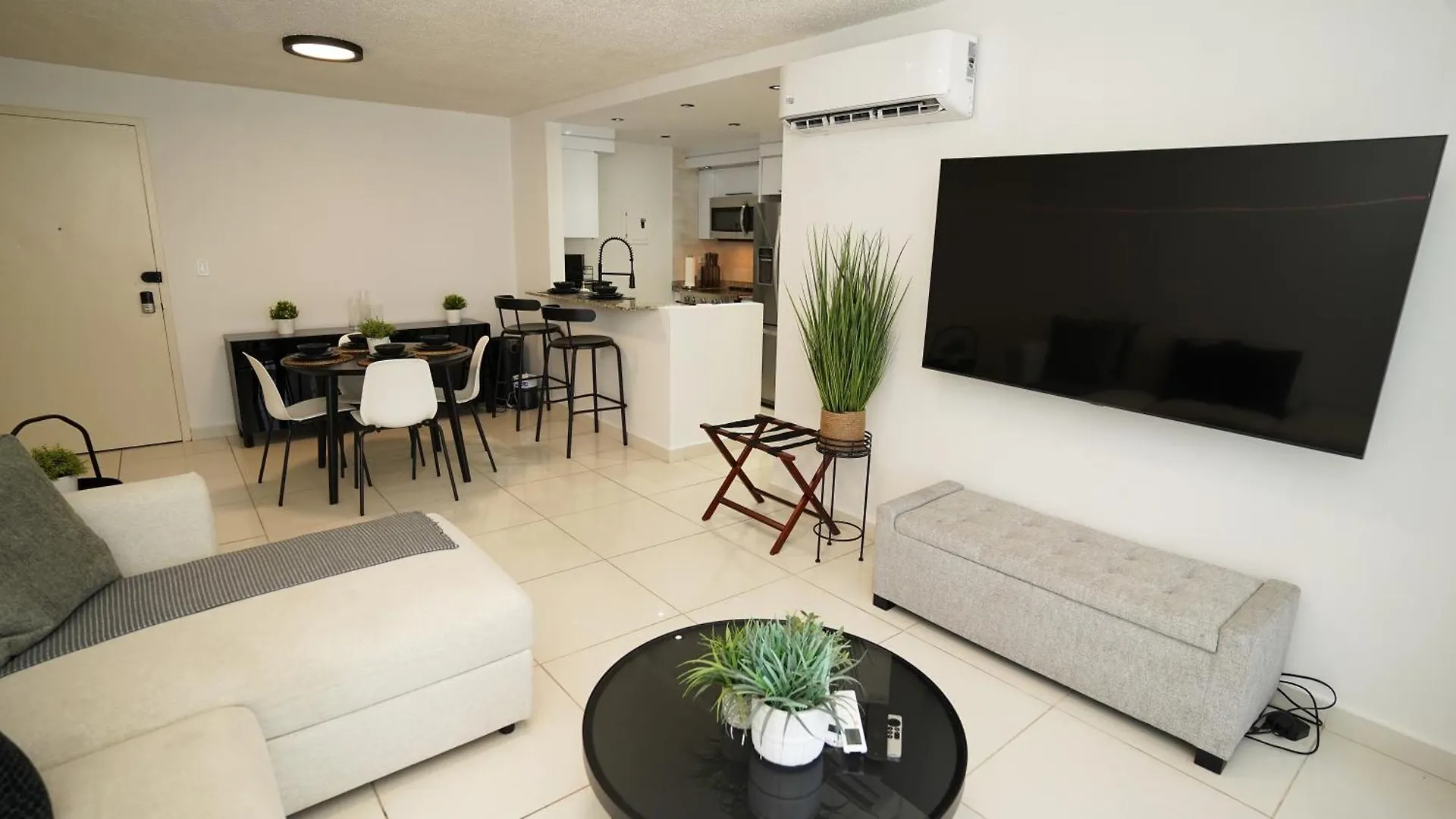 Sea Breeze Apartment San Juan Puerto Rico