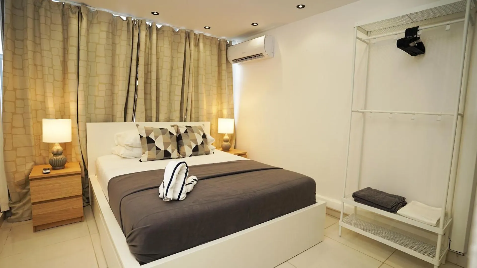 Sea Breeze Apartment San Juan