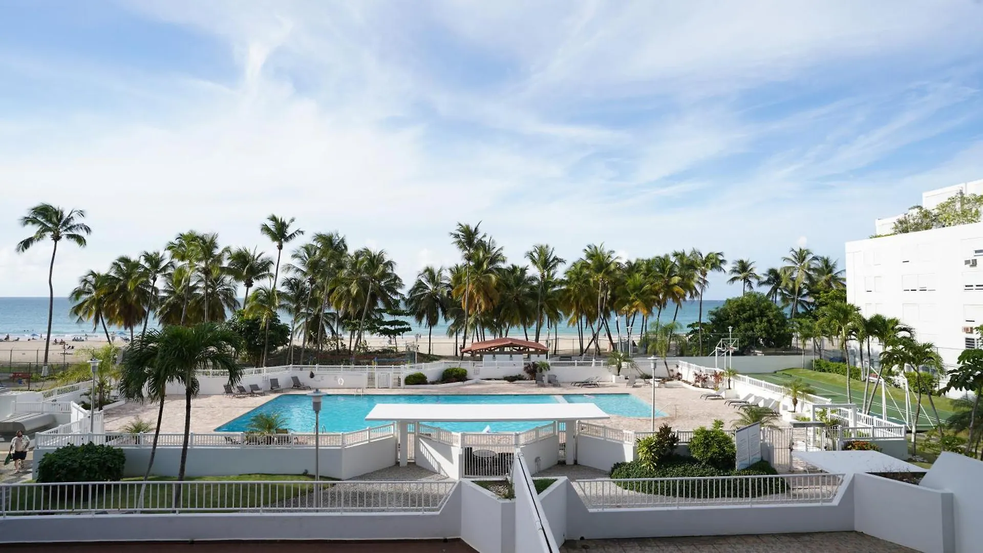 Sea Breeze Apartment San Juan